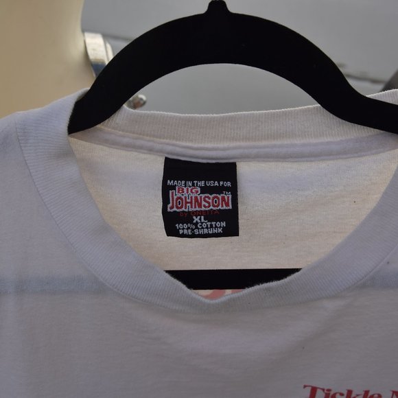 Vintage 90's Tickle My Johnson T-Shirt - Picture 2 of 6